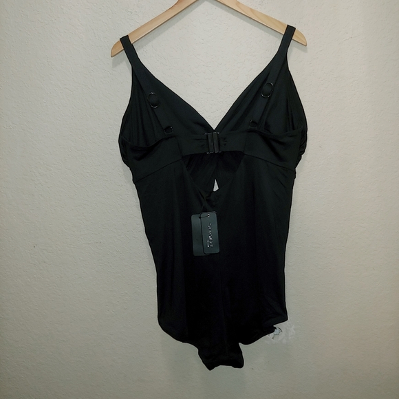 NWT L/20 Black/Orange/Pink/White Embroidered Floral City Chic One Piece - Picture 3 of 7